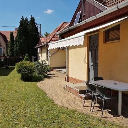 Illaberek apartmanok Hajdúszoboszló Esterno foto