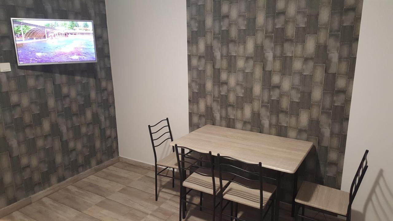 Illaberek apartmanok Hajdúszoboszló Esterno foto