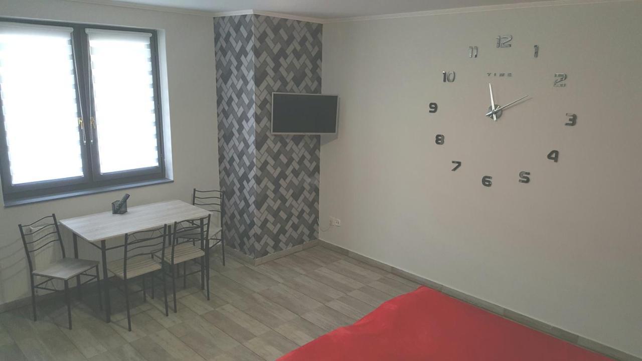 Illaberek apartmanok Hajdúszoboszló Esterno foto